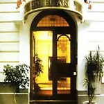 Aron Hotel 3*