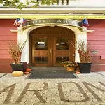Hotel Aron