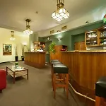 Hotel Aron 3*
