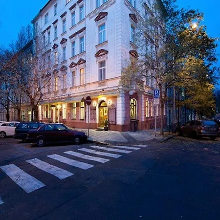 Otel Aron Prag