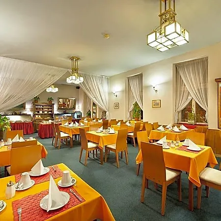 Aron 3* Praga