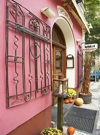 Hotel Aron