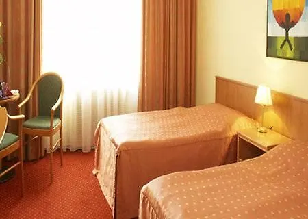 Aron Hotel