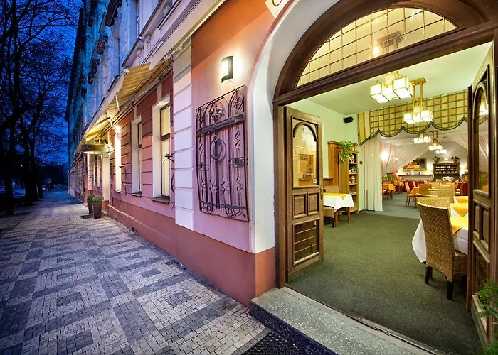 Hotel Aron
