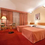 Hotel Aron 3*