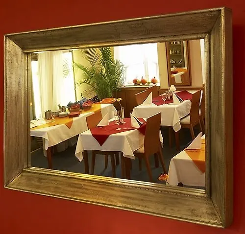 Aron Hotell Prag